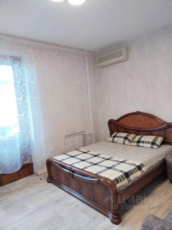 3-к кв. Волгоградская область, Волгоград ул. Аллея Героев, 2 (85.0 м) - Фото 0