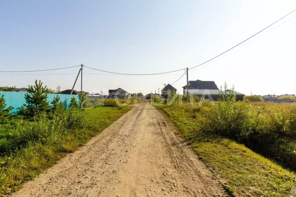 Участок в Тюменская область, Тюменский район, д. Ушакова бул. ... - Фото 1