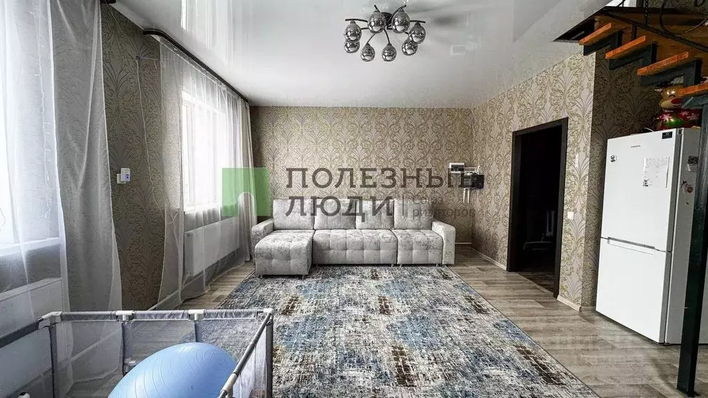 Дом в Башкортостан, Иглинский сельсовет, с. Иглино ул. Комарова (120 ... - Фото 0