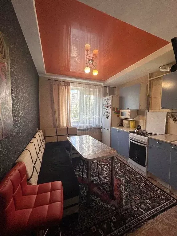 3-к кв. Свердловская область, Нижний Тагил Алтайская ул., 49 (61.7 м) - Фото 2