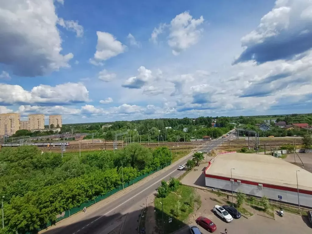 1-к кв. Московская область, Лобня Батарейная ул., 8 (51.3 м) - Фото 0