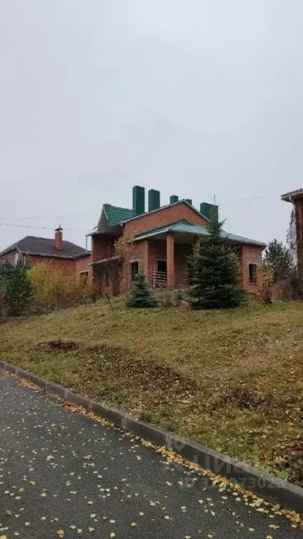 Коттедж в Челябинская область, Челябинск Кунгурская ул., 4 (412 м) - Фото 1
