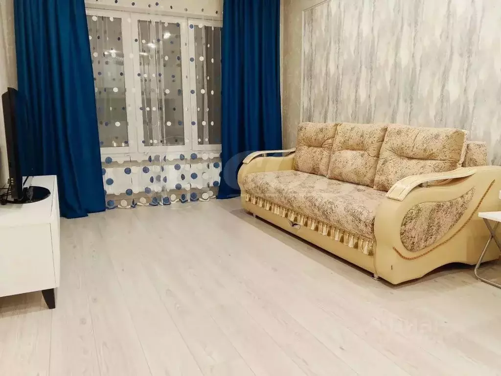 1-к кв. Тюменская область, Тюмень ул. Разведчика Кузнецова, 7 (45.0 м) - Фото 1