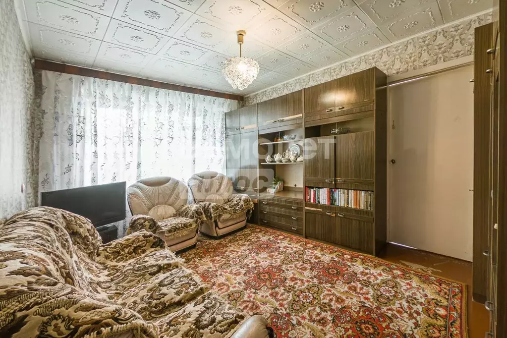 3-к кв. Свердловская область, Екатеринбург ул. Лобкова, 32 (50.6 м) - Фото 0