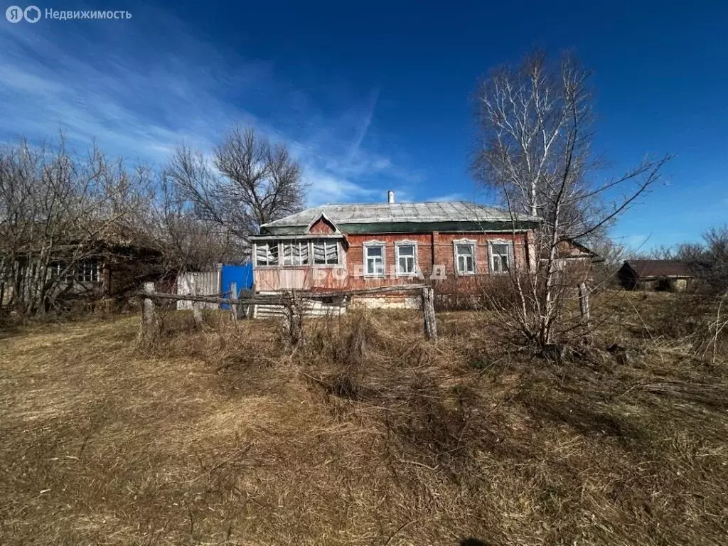 Дом в село Большие Алабухи, Народная улица (58.3 м) - Фото 1