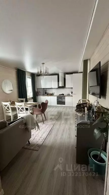 Дом в Ленинградская область, Лужский район, Заклинское с/пос, д. Слапи ... - Фото 1