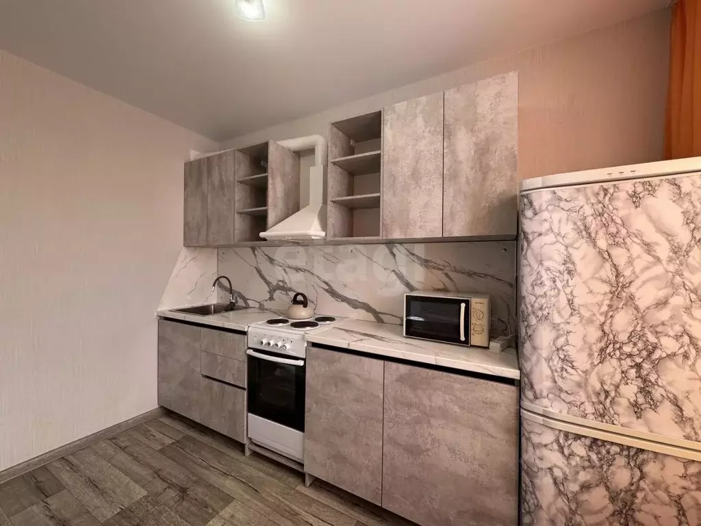 1-к кв. Тюменская область, Тюмень ул. Героев Космоса, 9 (35.0 м) - Фото 2