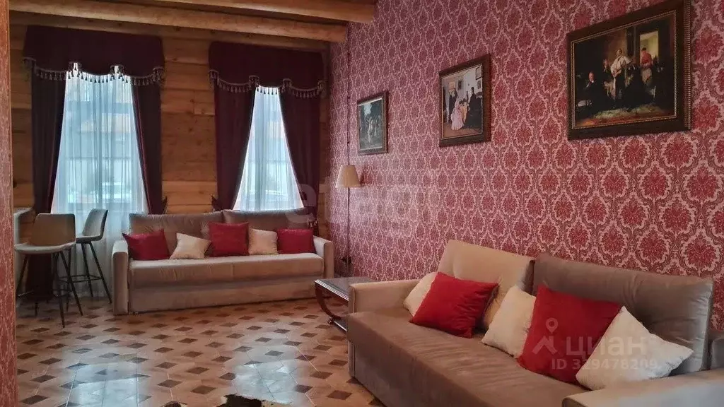 3-к кв. Иркутская область, Иркутск ул. Володарского, 2 (178.0 м) - Фото 1
