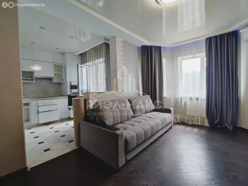 Квартира-студия: Брянск, проспект Станке Димитрова, 65 (37 м) - Фото 0