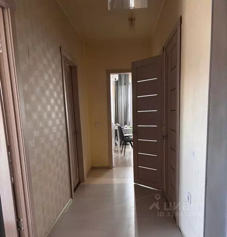 2-к кв. Саха (Якутия), Якутск ул. Жорницкого, 7/32А (55.0 м) - Фото 1