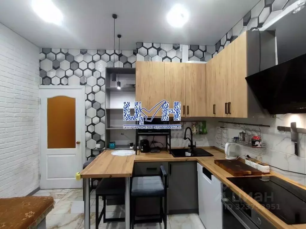 2-к кв. Курская область, Курск просп. Победы, 50 (74.0 м) - Фото 1