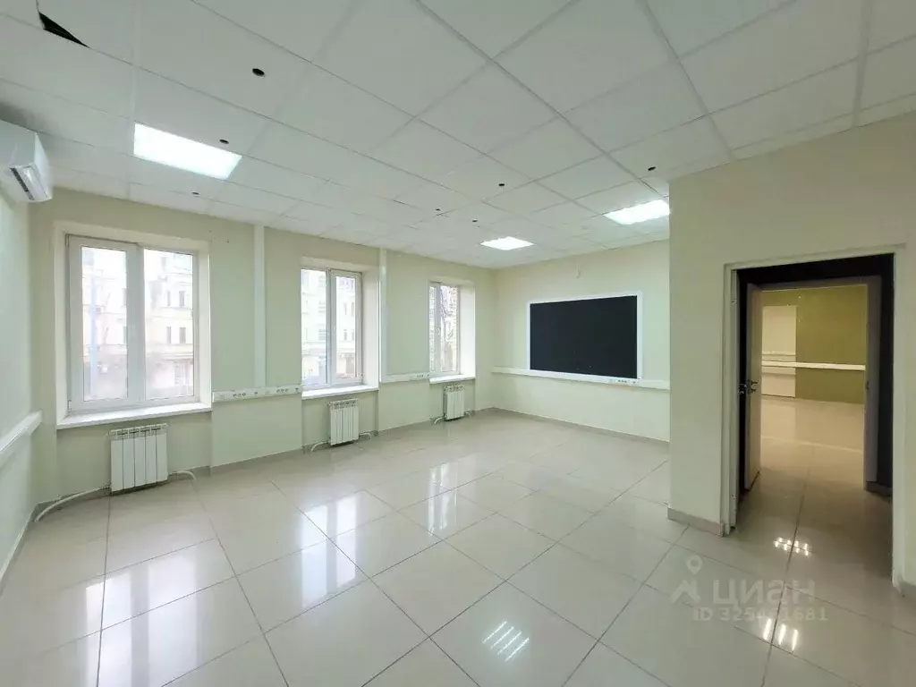 Офис в Ростовская область, Ростов-на-Дону ул. Максима Горького, 123/67 ... - Фото 1