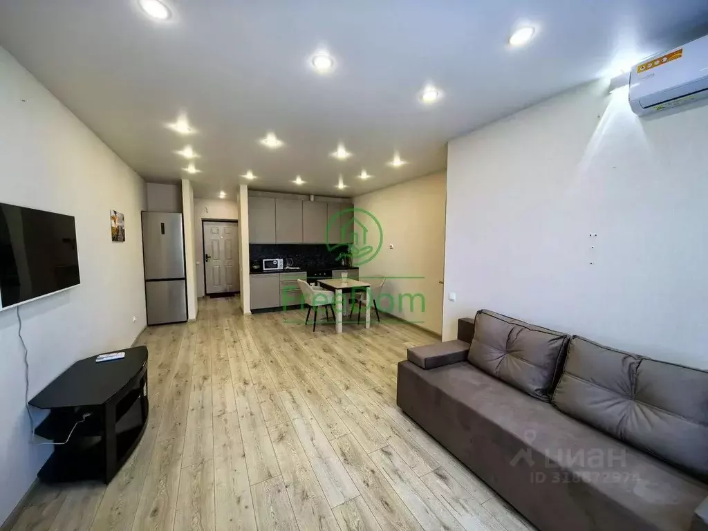 Студия Белгородская область, Белгород ул. Есенина, 9к2 (52.0 м) - Фото 1