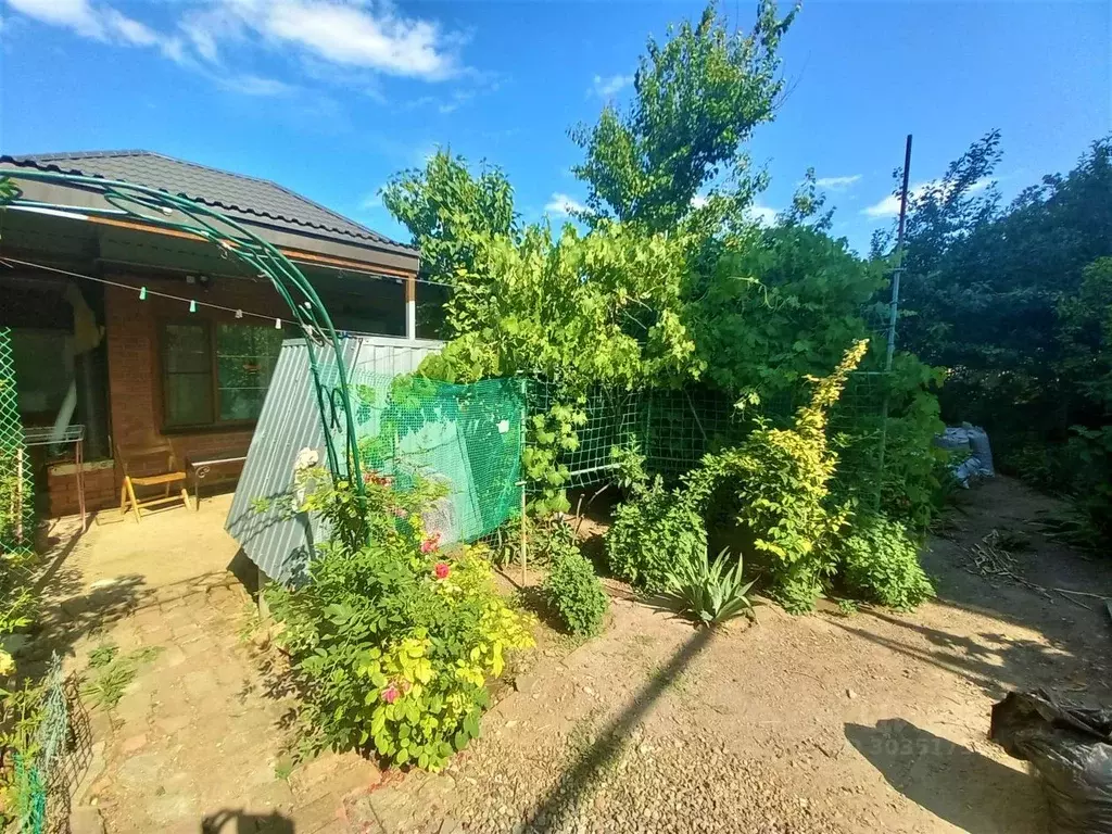Дом в Краснодарский край, Ейск Кавказская ул. (60 м) - Фото 1