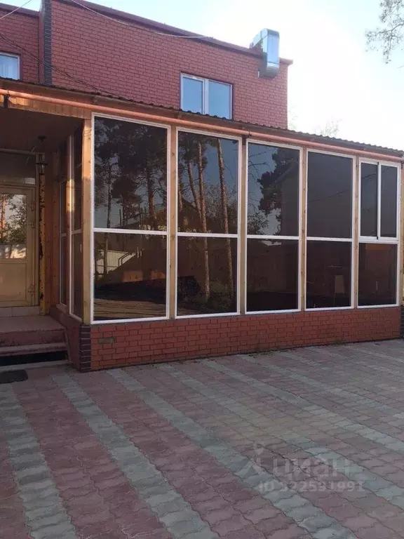 Дом в Саха (Якутия), Якутск Вилюйский тракт, 3-й км, 15к2 (366 м) - Фото 2