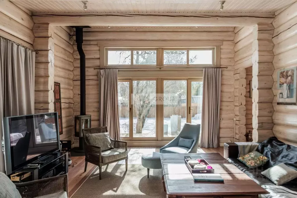 Коттедж в Москва, Москва, Троицк ул. Ягодная (476 м) - Фото 1