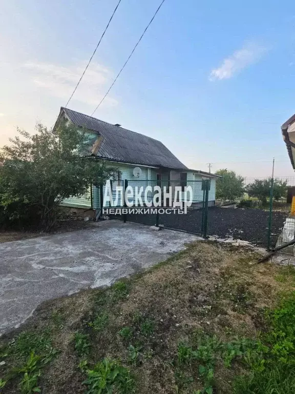 Дом в Ленинградская область, Кировский район, Назиевское городское ... - Фото 1