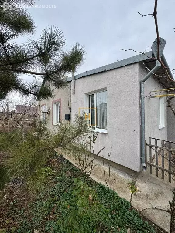 Дом в Уютное, улица Горького (80.8 м) - Фото 1