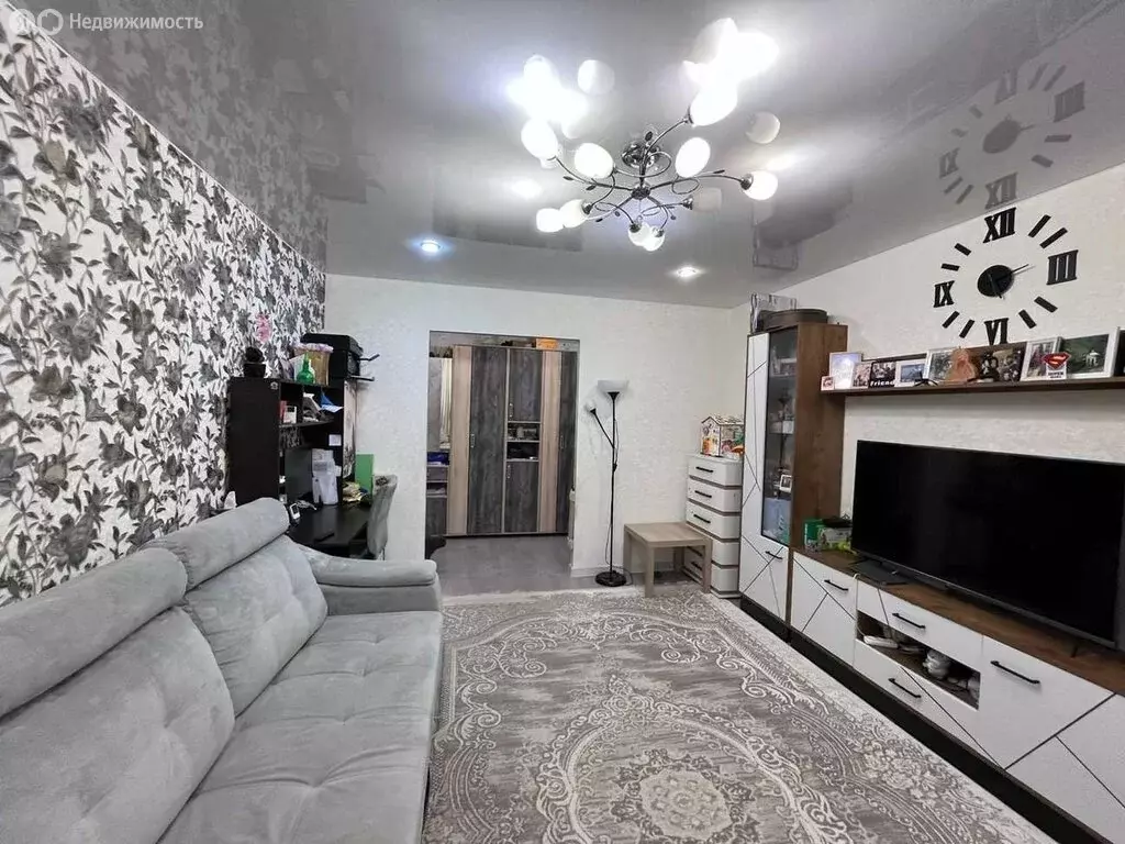 3-комнатная квартира: Великий Новгород, Большая Санкт-Петербургская ... - Фото 2