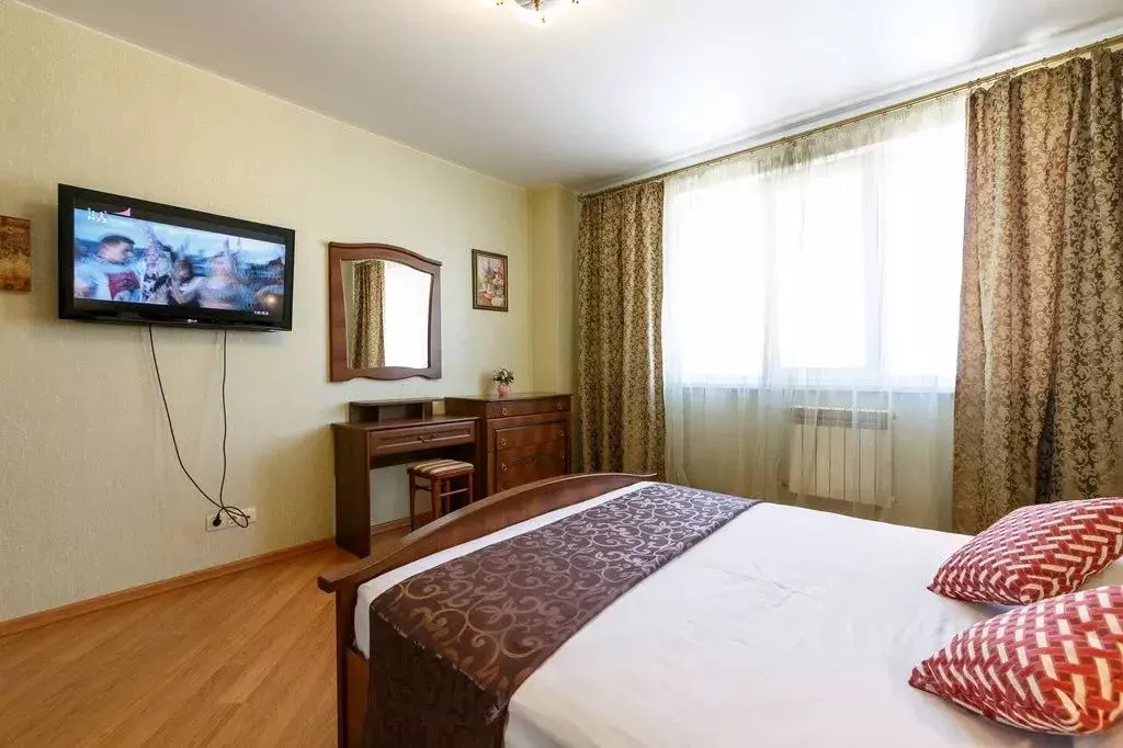 2-к кв. Самарская область, Самара Революционная ул., 3 (78.0 м) - Фото 1