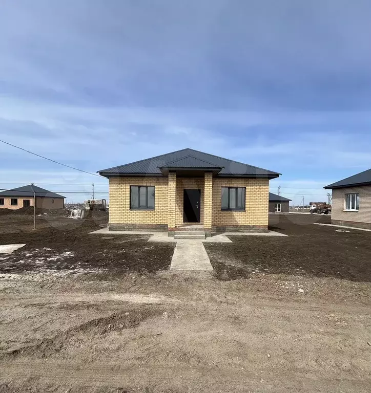 Дом 100 м на участке 6 сот. - Фото 1