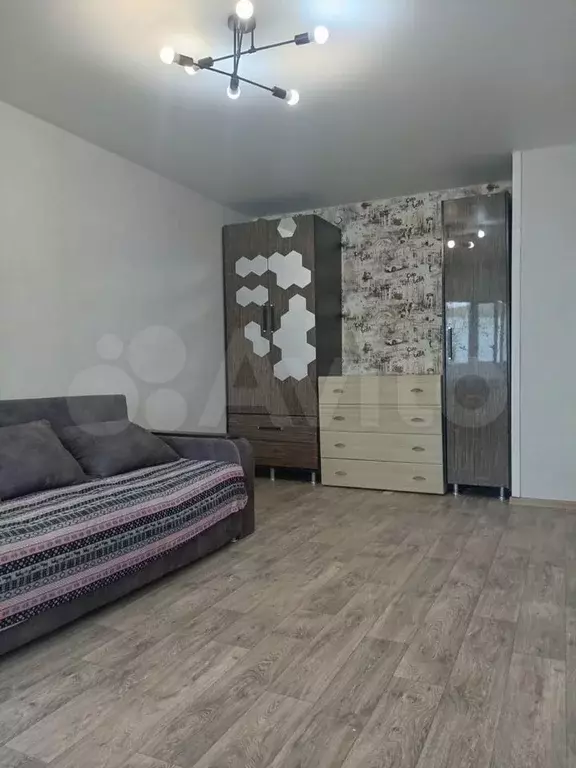 1-к. квартира, 35 м, 5/5 эт. - Фото 0