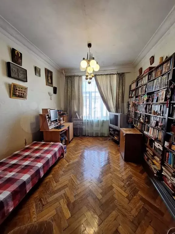 Комната 20 м в 4-к., 6/6 эт. - Фото 1
