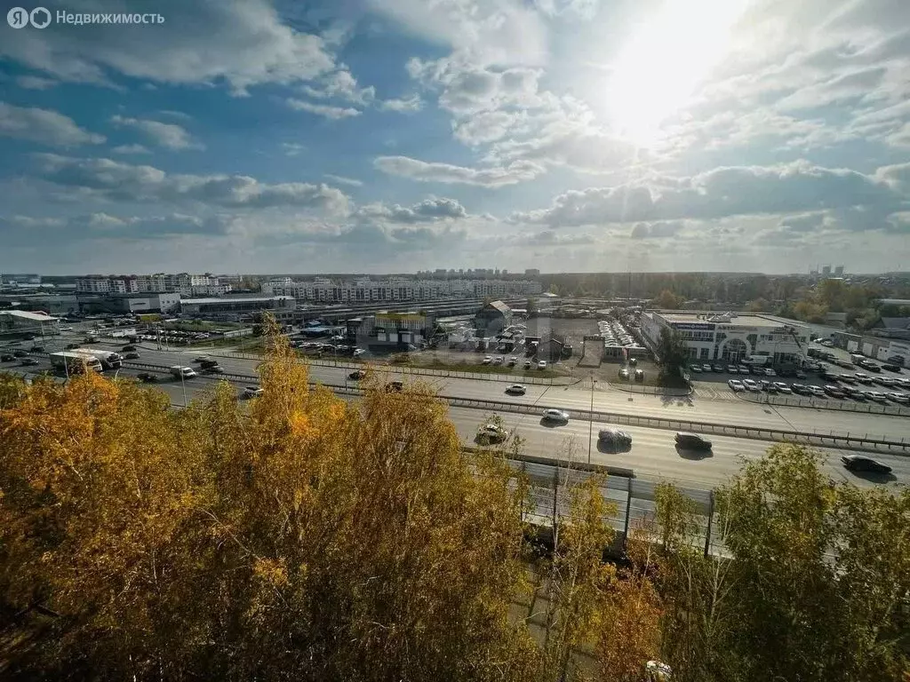 1-комнатная квартира: Тюмень, улица Федюнинского, 11 (34.2 м) - Фото 1
