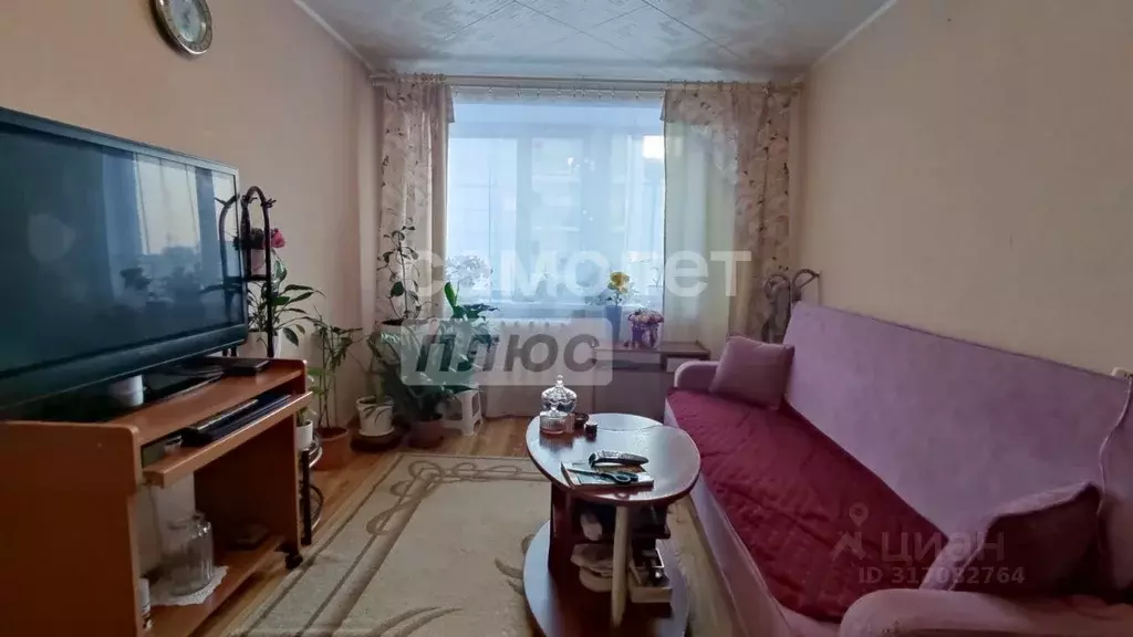 2-к кв. Ханты-Мансийский АО, Когалым Молодежная ул., 3 (45.0 м) - Фото 1