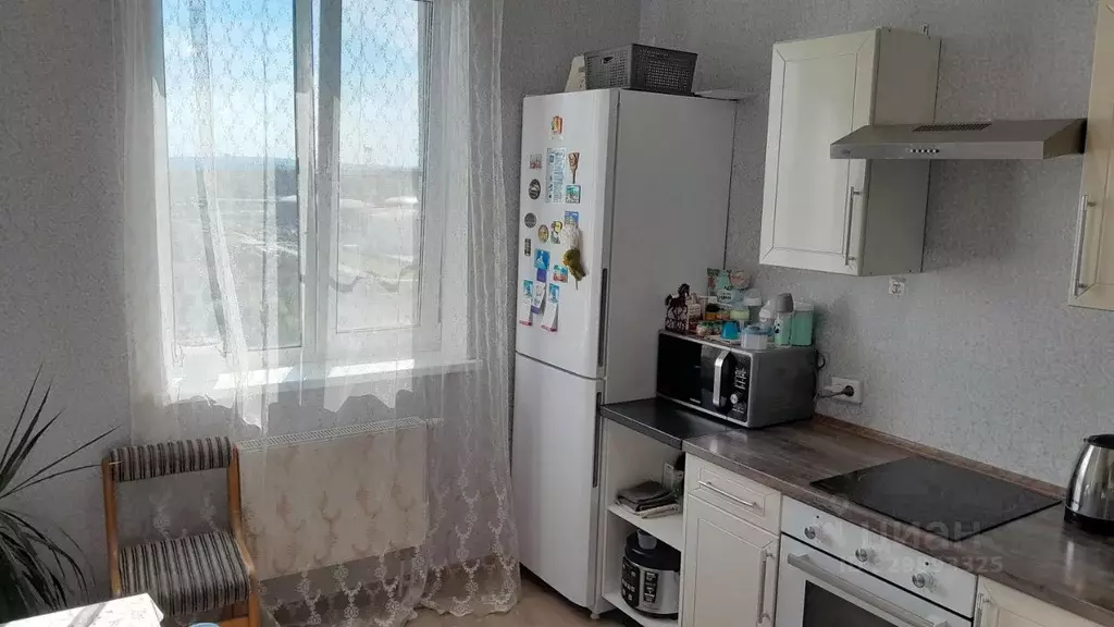 2-к кв. Свердловская область, Екатеринбург ул. Яскина, 8 (61.1 м) - Фото 2