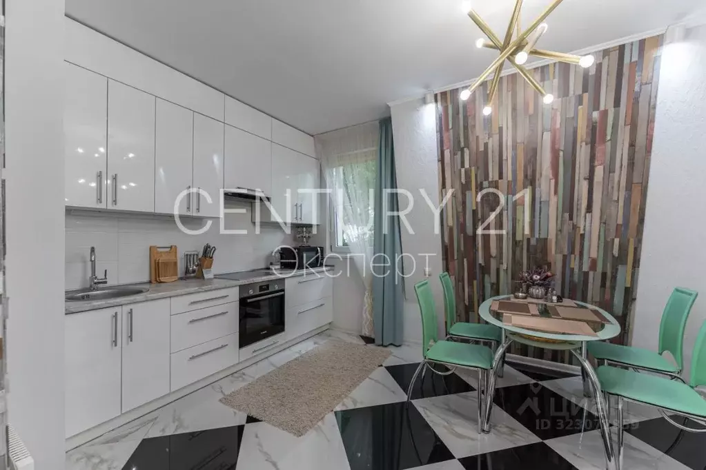 Дом в Калининградская область, Неман ул. Победы, 30 (275 м) - Фото 1