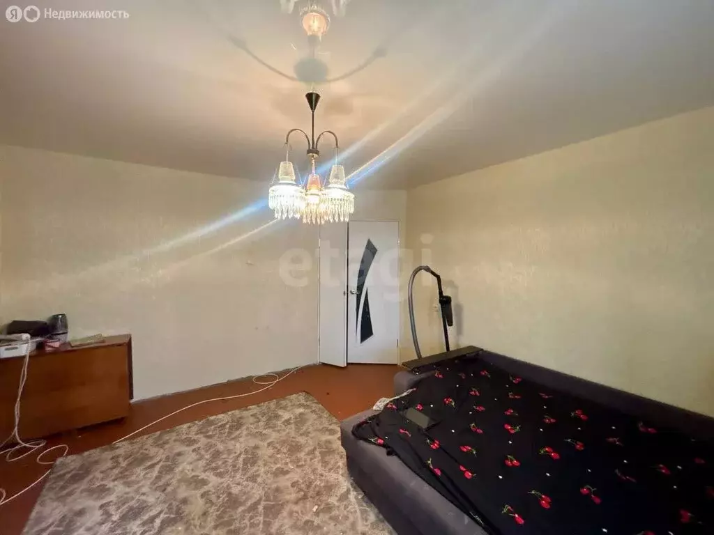 3-комнатная квартира: Остров, микрорайон Строитель, 8 (58.4 м) - Фото 2