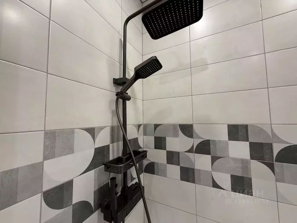 1-к кв. Удмуртия, Ижевск Камбарская ул., 94к3 (35.0 м) - Фото 2