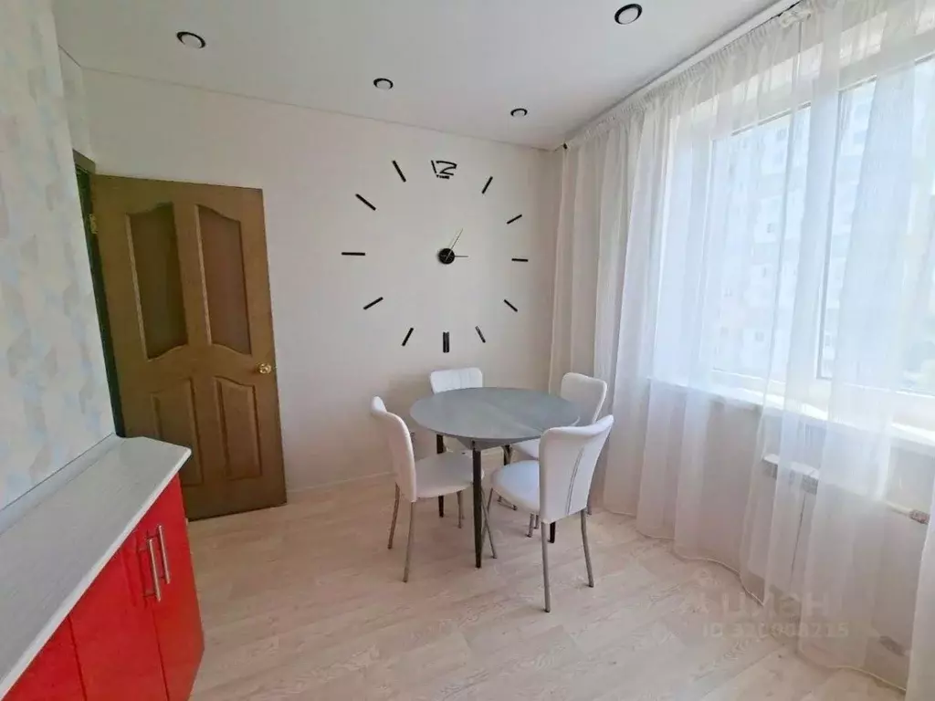 1-к кв. Курская область, Курск просп. Вячеслава Клыкова, 86 (38.0 м) - Фото 1