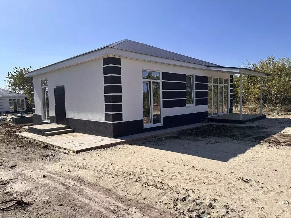 Дом в Краснодарский край, Темрюк ул. Анджиевского (115 м) - Фото 2