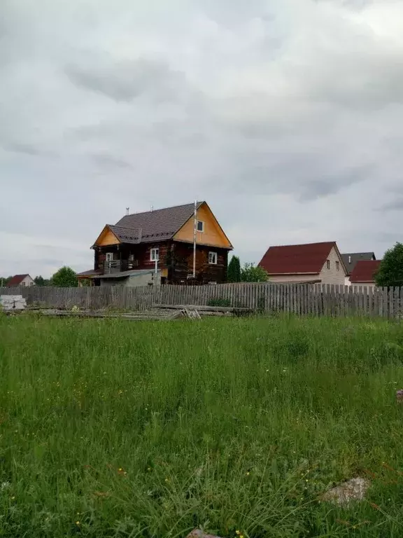 Участок в Московская область, Чехов городской округ, д. Сенино ... - Фото 0