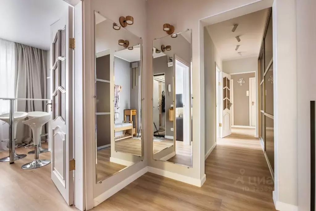 3-к кв. Санкт-Петербург ул. Кораблестроителей, 39К1 (75.0 м) - Фото 1