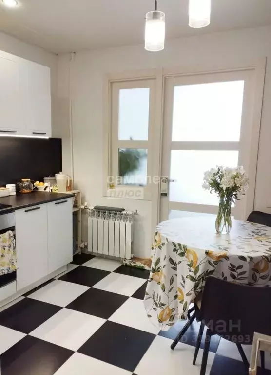 2-к кв. Краснодарский край, Сочи ул. Макаренко, 17 (47.0 м) - Фото 0