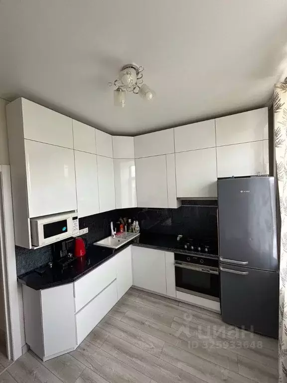 2-к кв. Башкортостан, Уфа Кольцевая ул., 27 (69.8 м) - Фото 2