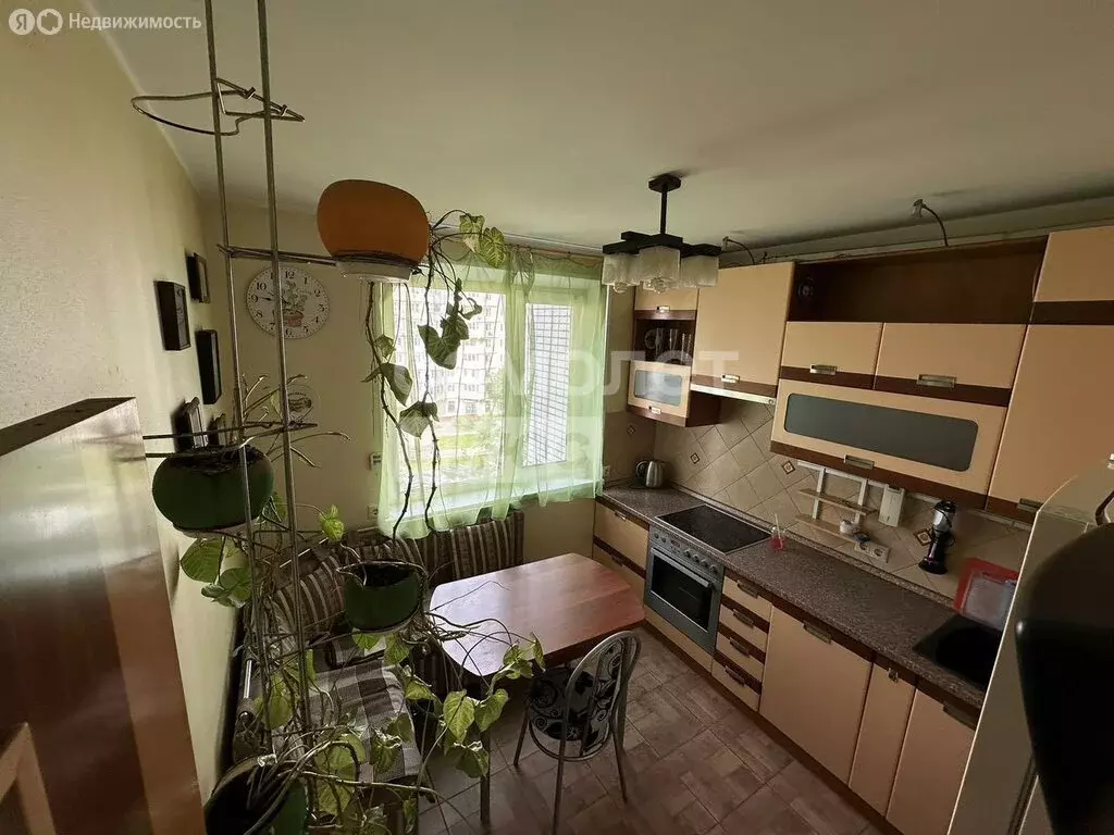 3-комнатная квартира: Москва, улица Грина, 11 (70.2 м) - Фото 2