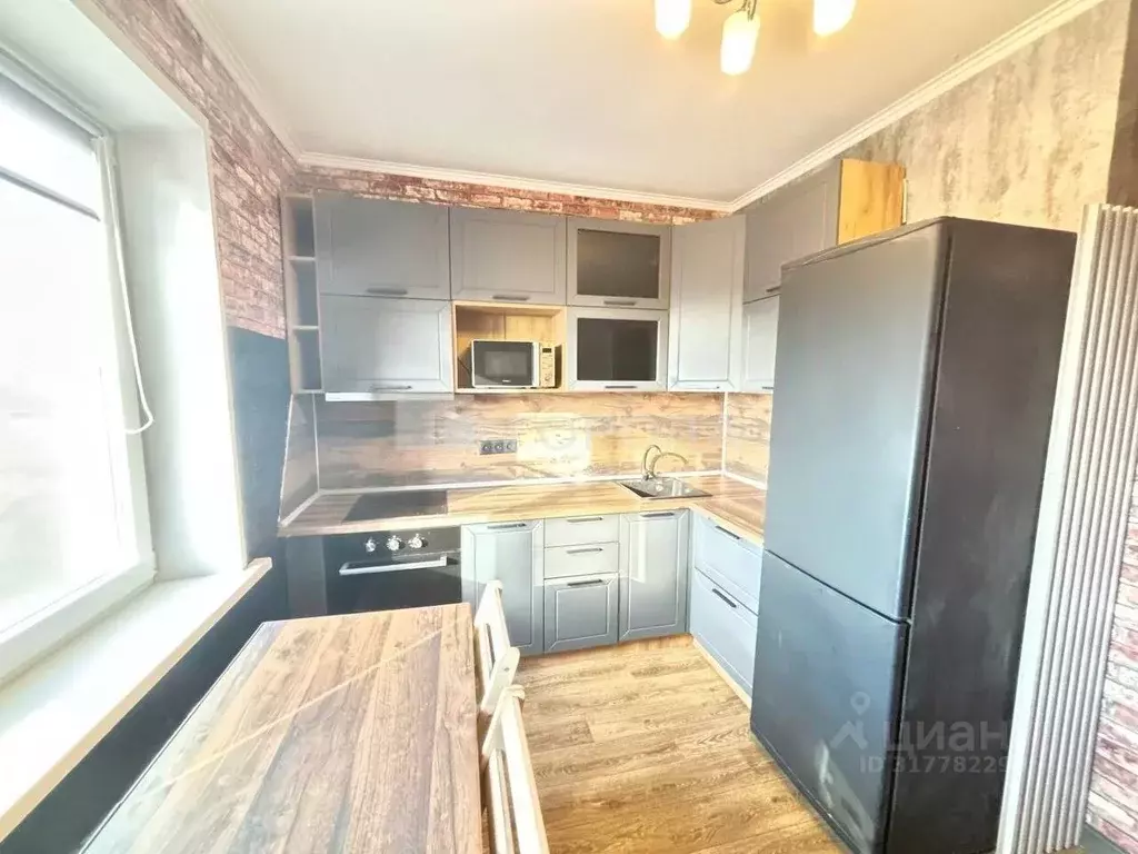 1-к кв. Новосибирская область, Новосибирск ул. Макаренко, 9 (37.0 м) - Фото 0