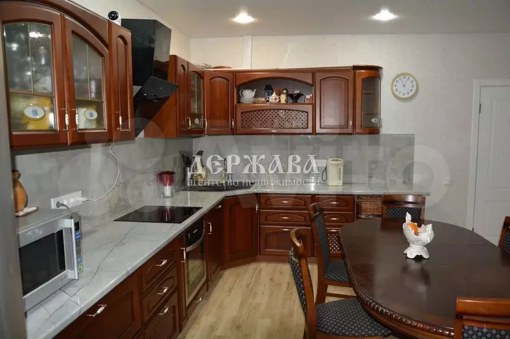 3-к. квартира, 98 м, 2/9 эт. - Фото 0