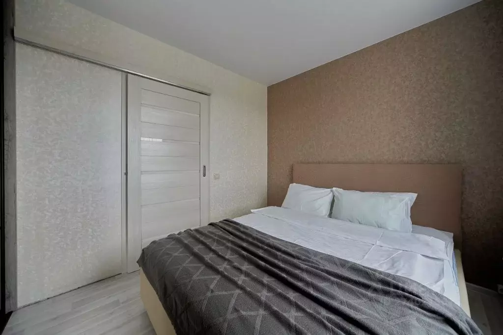 2-к кв. Карелия, Петрозаводск ул. Правды, 38В (42.0 м) - Фото 0