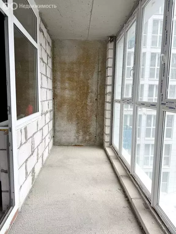 Квартира-студия: Ростов-на-Дону, Привокзальная улица, 3 (34 м) - Фото 1