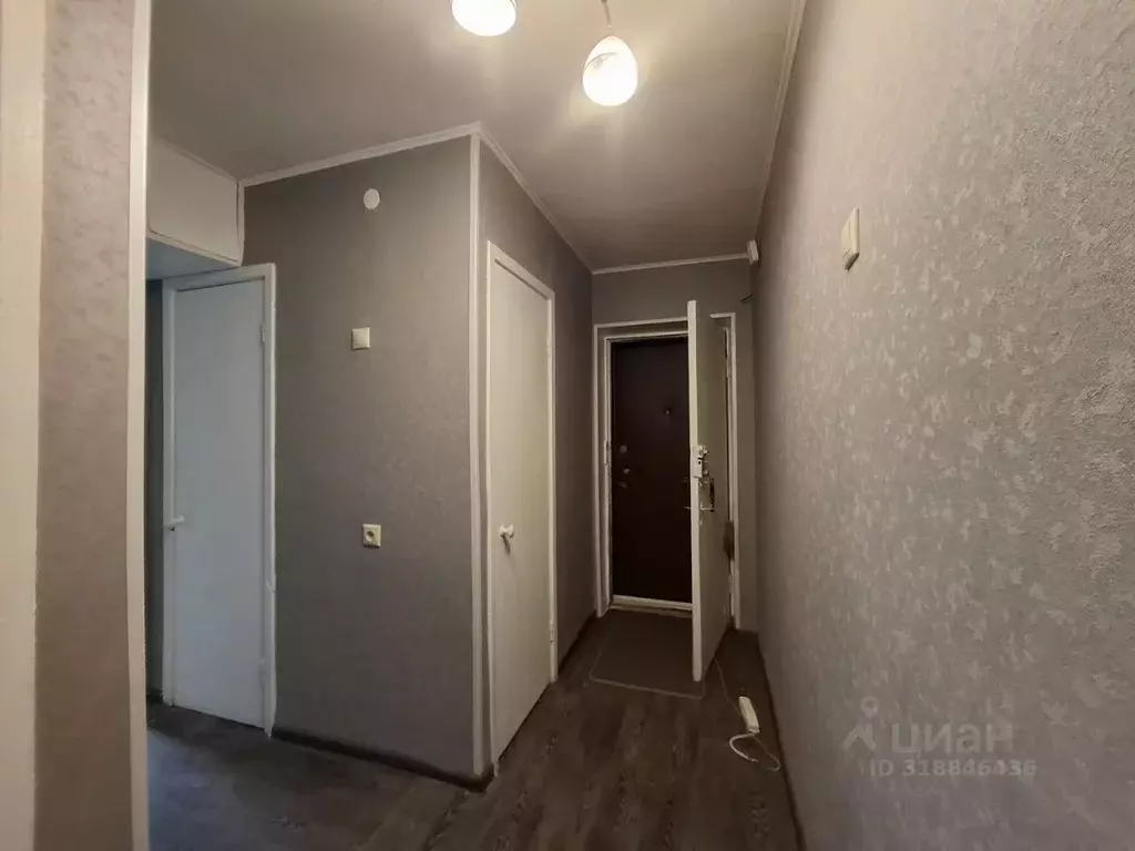 3-к кв. Московская область, Лобня ул. Ленина, 27к2 (58.6 м) - Фото 0