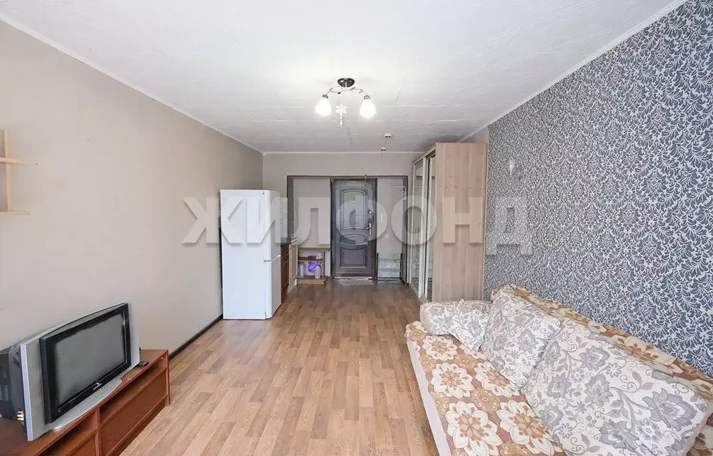 Комната Новосибирская область, Новосибирск Танковая ул., 9 (18.2 м) - Фото 1