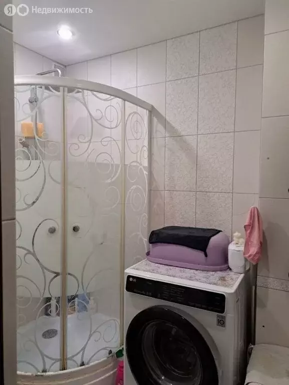 4-комнатная квартира: Губкин, улица Лизы Чайкиной, 2 (60 м) - Фото 1