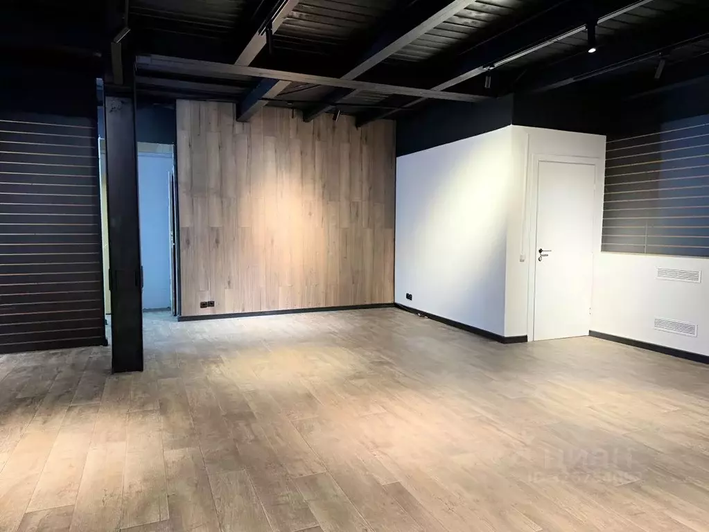 Офис в Свердловская область, Екатеринбург ул. 8 Марта, 28к2 (70 м) - Фото 2