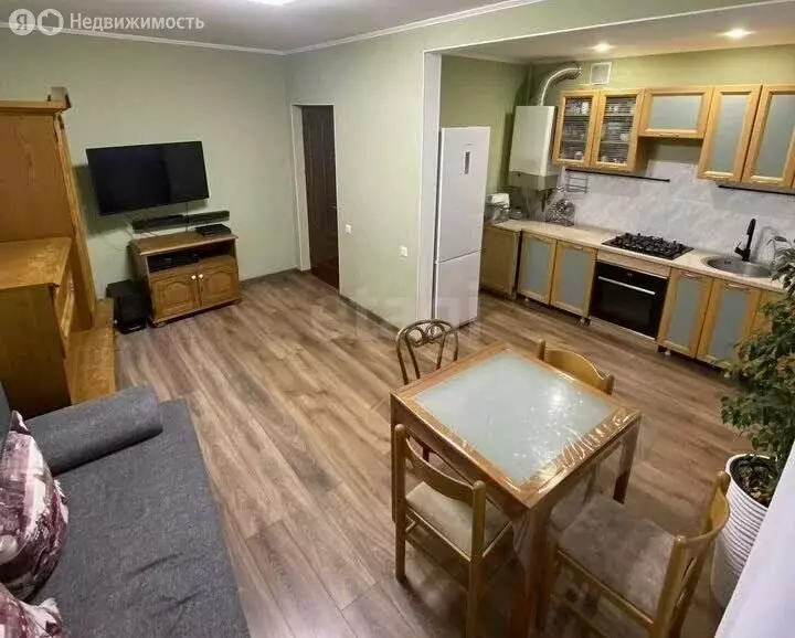 3-комнатная квартира: Калининград, улица Лейтенанта Яналова, 35А (67.5 ... - Фото 2