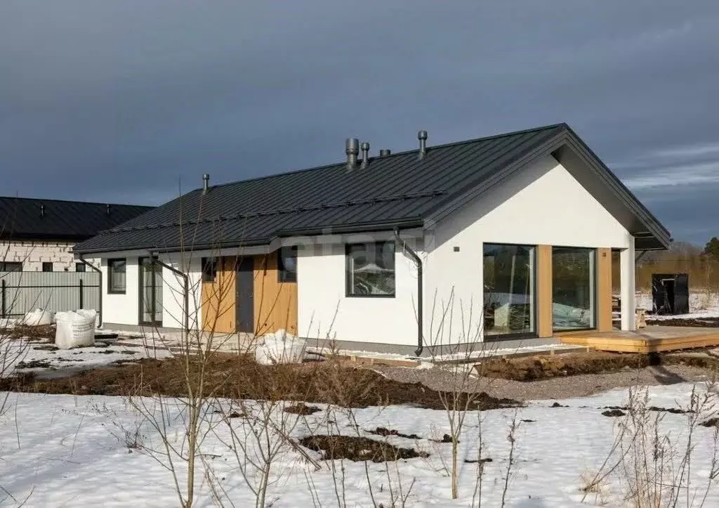 Дом в Башкортостан, Уфимский район, Русско-Юрмашский сельсовет, д. ... - Фото 1